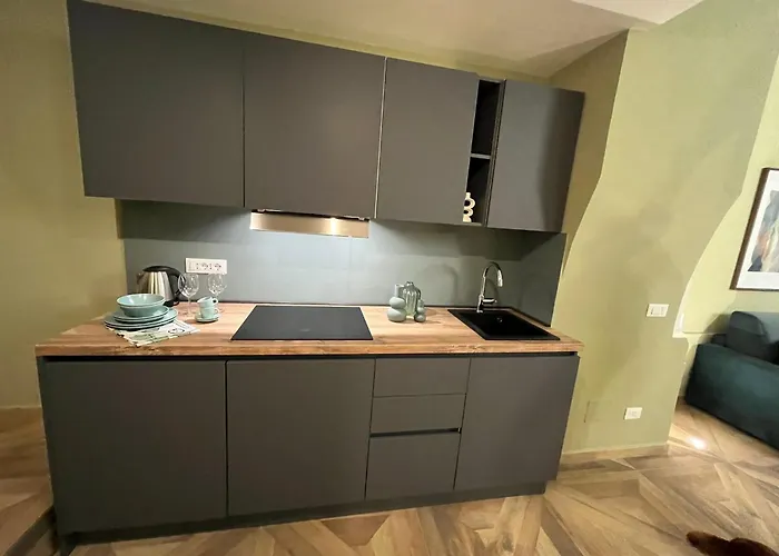 57 Apartment *
